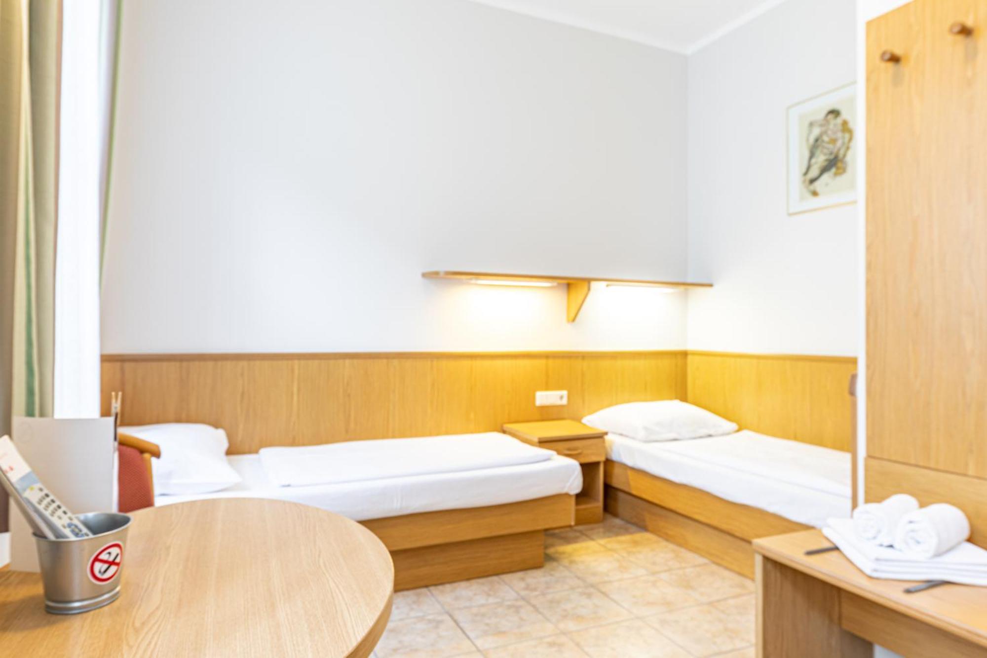 Hotel-Pension Fuenfhaus Βιέννη Εξωτερικό φωτογραφία